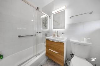 Modern 1-BD Beachside Apt - Free Parking - 7