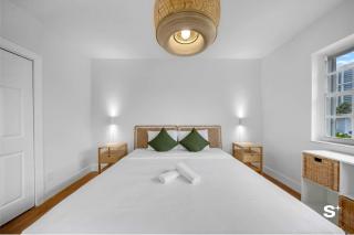 Modern 1-BD Beachside Apt - Free Parking - 0
