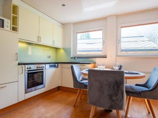 Apartment Dolce Vita Appartement-Fewo 4-Bettwohnung Täschhorn by Interhome - 1