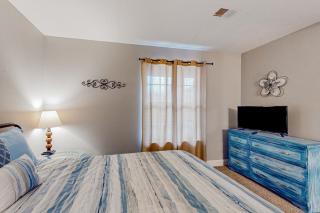 Entertainer's Landing, Unit 3 - 4