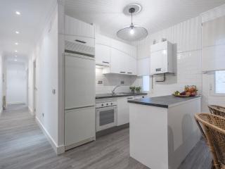Apartment Zurbano I by Interhome - 1