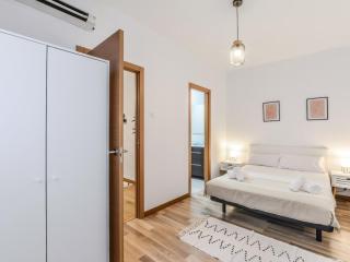 Apartment C Plaza de España 2B by Interhome - 0