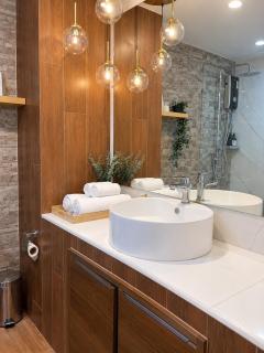 Cozy Pink Stay near Nimman 200m Walk to MAYA - 1