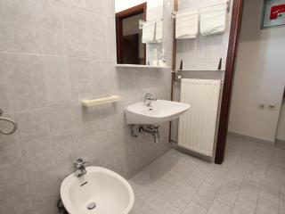 Apartment Apartment Sasa B4 - HR-11069-01 by Interhome - 4
