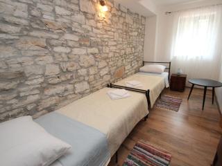 Holiday Home Cottage Vinkovic - HR-11044-01 by Interhome - 3