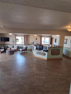 Cyclone Lodge - 3