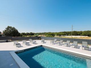 Villa Villa IviCasa with pool by Interhome - 2