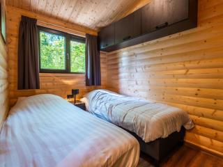 Holiday Home Vakantiepark De Wiltzangh - Esborg Lodge 6 by Interhome - 1