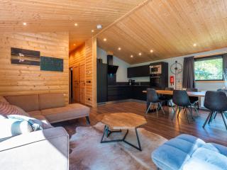 Holiday Home Vakantiepark De Wiltzangh - Esborg Lodge Hottub 6 by Interhome - 6