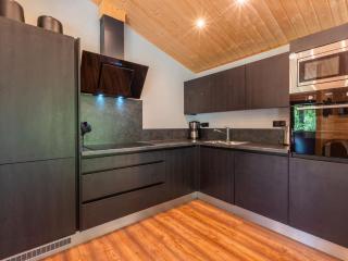 Holiday Home Vakantiepark De Wiltzangh - Esborg Lodge Hottub 6 by Interhome - 1