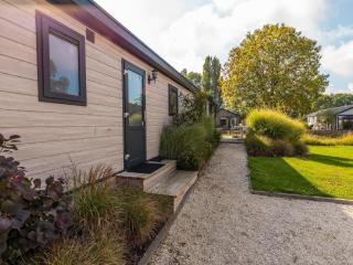 Holiday Home Vakantiepark Aan de Maas - Maaslande 4 personen by Interhome - 1