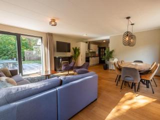 Holiday Home Vakantiepark De Wiltzangh - De Havezate Wellness by Interhome - 4