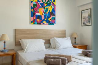 Harbour Apartment, Pool and Gym - 7