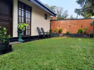 Leafygreenstays - 2