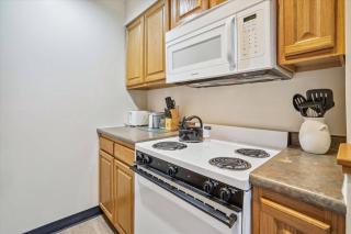 Cedarbrook Two bedroom Suite 10708 - 2