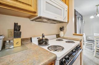 Cedarbrook Two bedroom Suite 10708 - 1