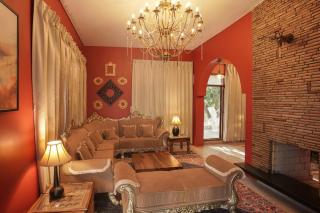 Celebrity stays haveli-Rajpur Rd-Jacuzzi-Hill view - 0