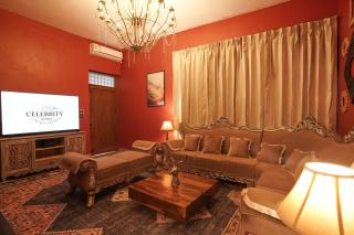 Celebrity stays haveli-Rajpur Rd-Jacuzzi-Hill view - 6