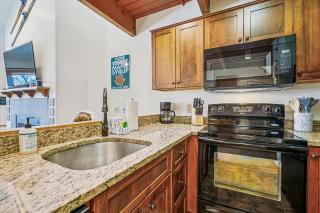 Highridge Condo Unit C8 - 2