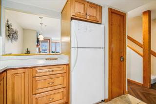 Highridge Condo Unit B14 - 3