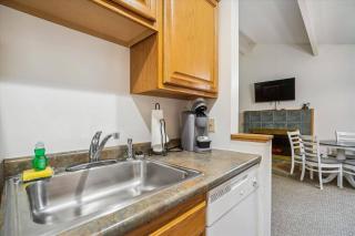 Cedarbrook Two bedroom Suite 20910 - 2