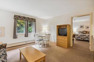 Cedarbrook Junior Suite 21416 - 1