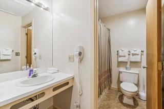 Cedarbrook Junior Suite 21820 - 4