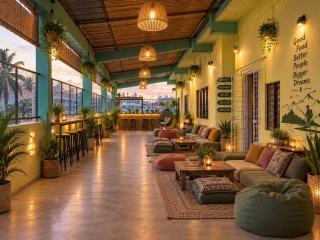 Roamigos Travellers Hostel - 0