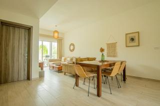 Cana Pearl E4 207 - 2