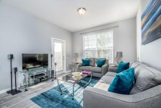 Luxury PET FRIENDLY Condo, Near Clubhouse & Pool - 0