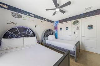 Private Pool Villa, FREE Water Park, Near Disney - Kissimmee - 4