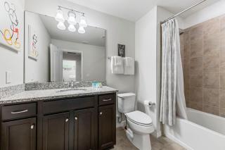 Private Pool Villa, FREE Water Park, Near Disney - Kissimmee - 3