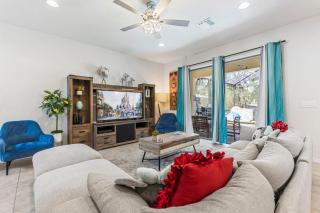 Private Pool Villa, FREE Water Park, Near Disney - 8