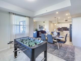 Updated Condo, 5 mi to Disney, On-site Water Park - 5