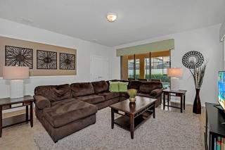 Elegant Villa wPrivate PoolSpa Game Room - 6