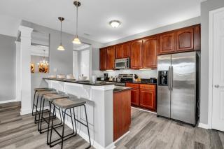 4816 Cayview Ave #306 - 2