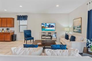 8815 Macapa Drive - 4