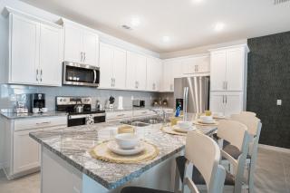 1804 Tropical Palms Circle - 1