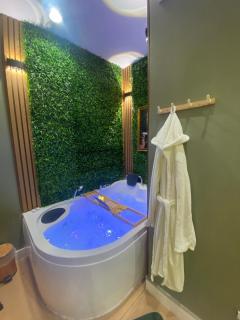 Studio with jacuzzi in Almalqa - Riyad - 4