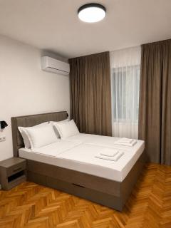 Elegant 2BR in Varna City Center - 6