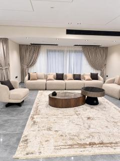 Spacious 3BR Apartment with Balcony - El Banafseg New Cairo - 0