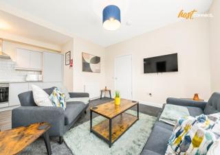 2 Bed Flat Sleeps 4 With Parking in Fife - 0