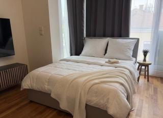4-Room Long-Term Apartment with Free Parking - 3