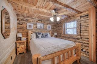 Bootjack Bungalow - 9