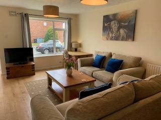 Beautiful home near to Musgrove Park Hospital - 3