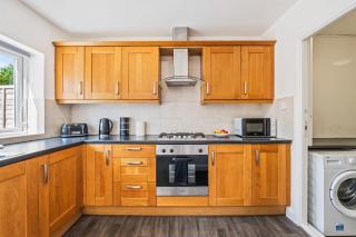4BR Home JLR NEC amp; Airport 6 Beds HS2 - Solihull - 1
