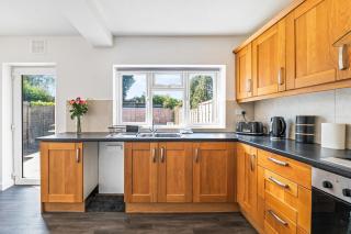 4BR Home JLR NEC amp; Airport 6 Beds HS2 - Solihull - 3