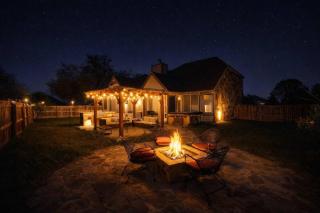 Spacious 4BR Retreat |Pool Table| Firepit & Hottub - 2