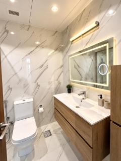 Lusail Deluxe 2BR City View - 6