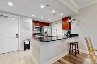 Sunny Waterscape 6th-floor condo with pools hot tubs & stunning Gulf views - 1